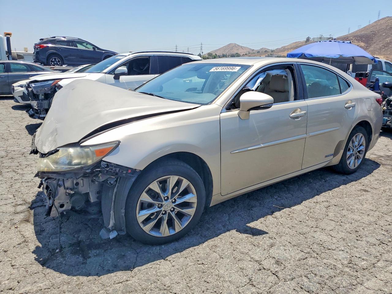 Salvage Lexus Es Image