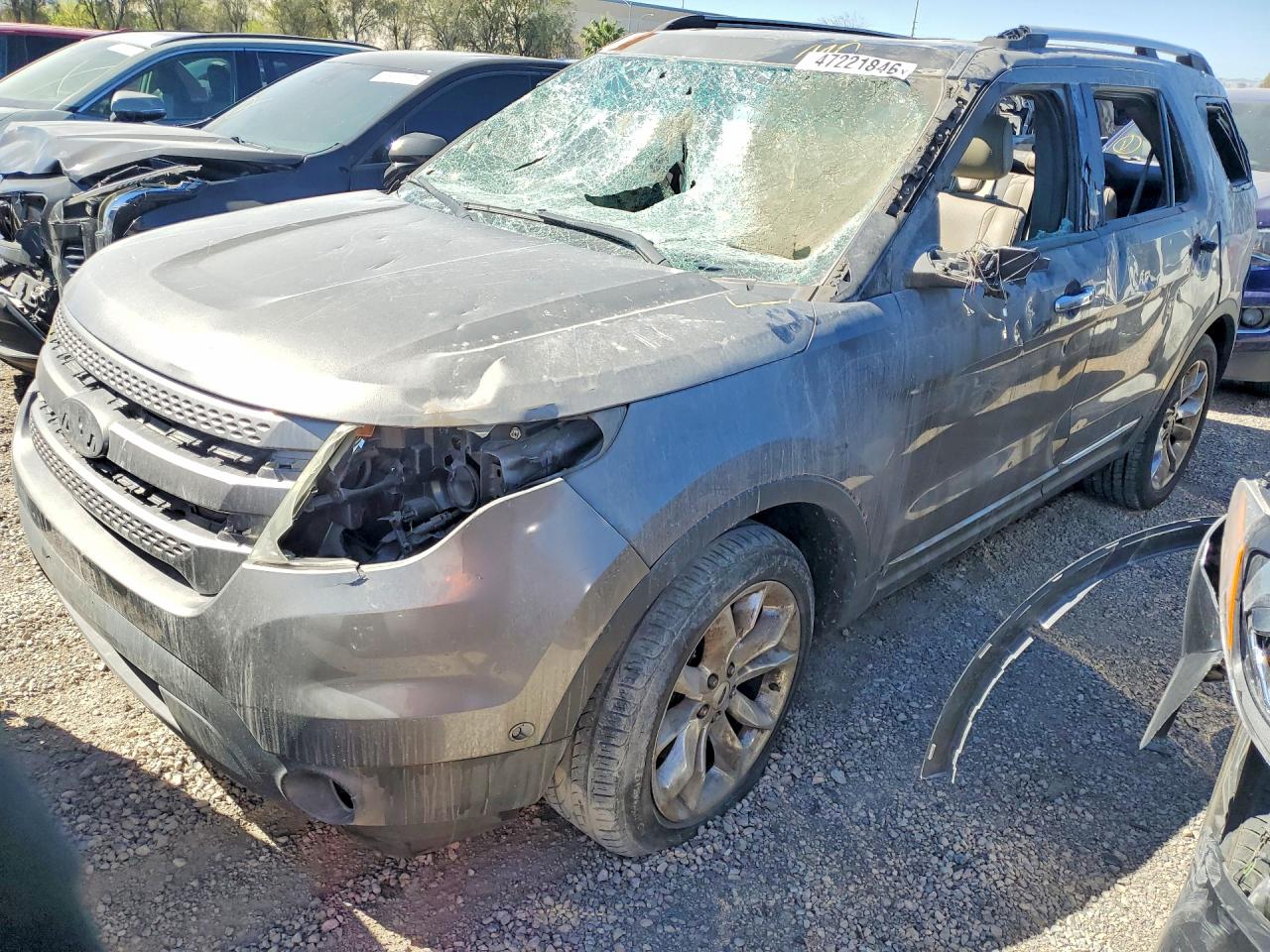 Salvage Ford Explorer Image
