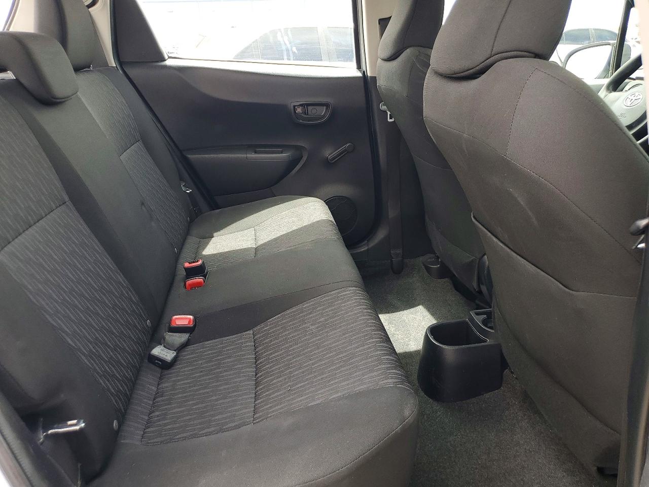 Toyota Yaris 5-door L Fleet