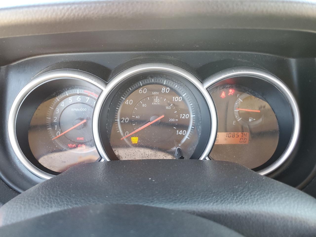 Nissan Versa 1.8 S