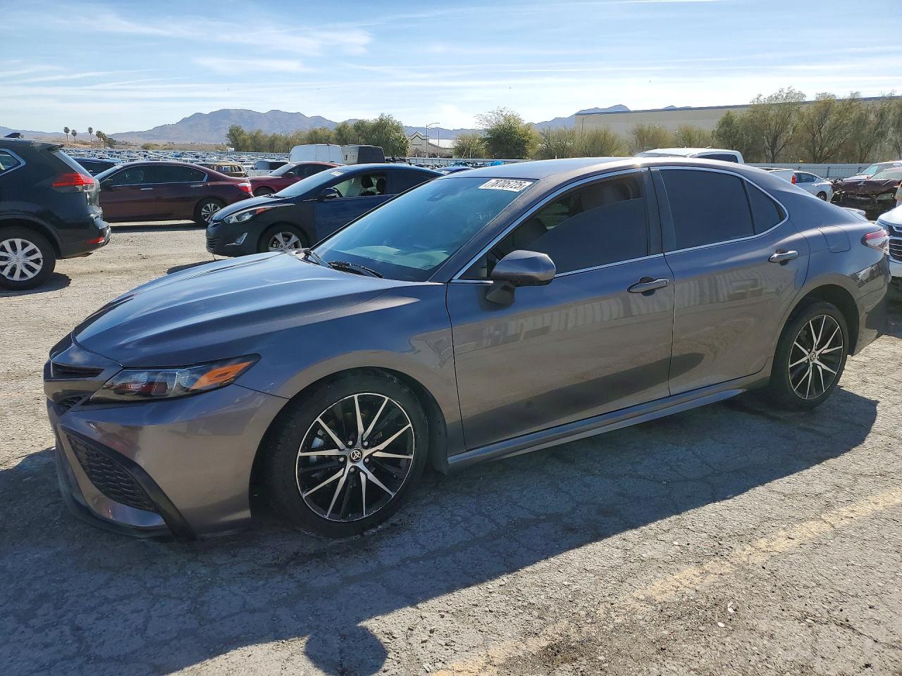 Salvage Toyota Camry Image