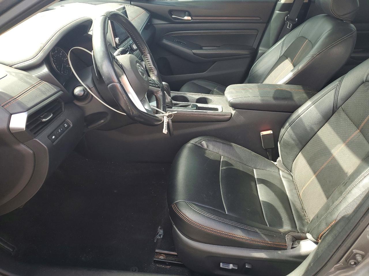 Nissan Altima Sr