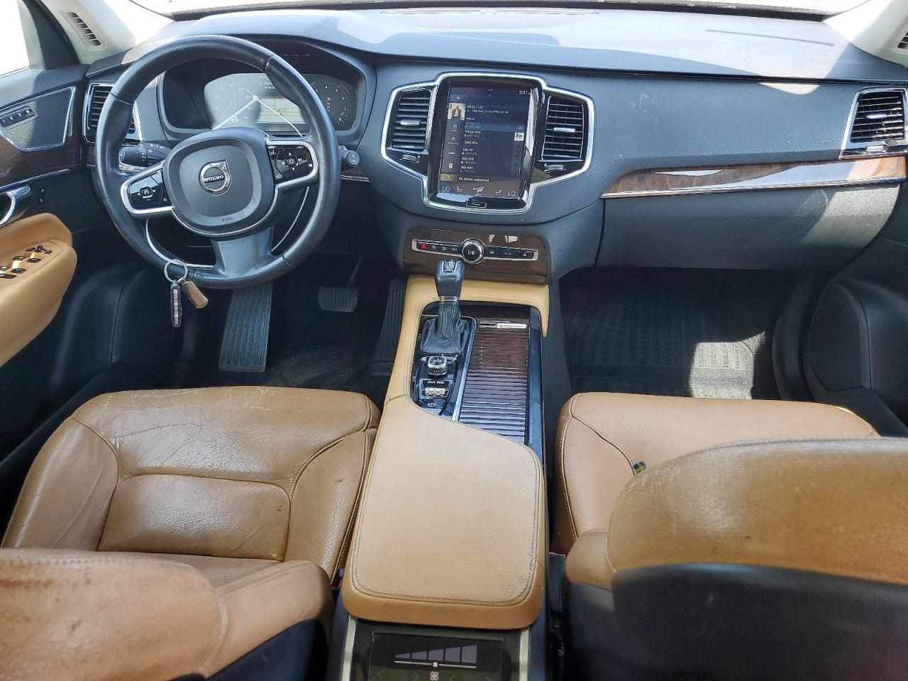 Volvo XC90 T6