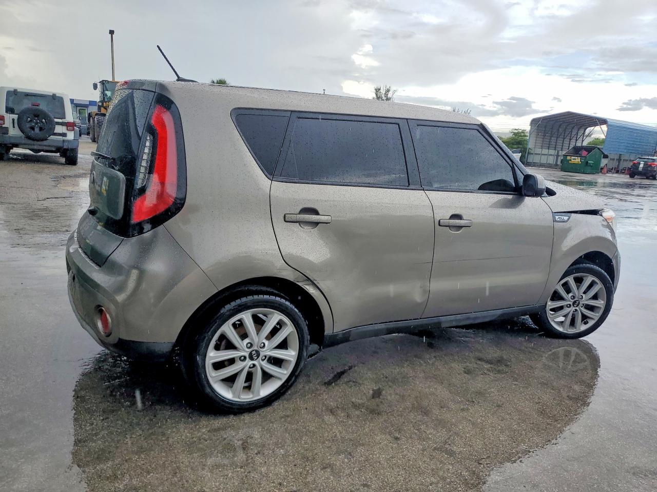 Kia Soul +