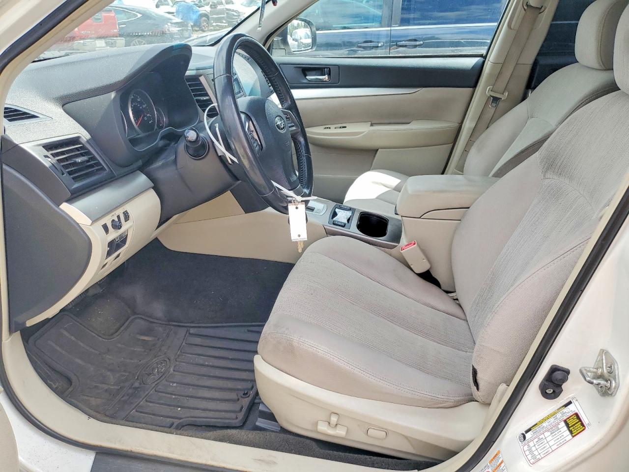 Subaru Outback 2.5i Premium