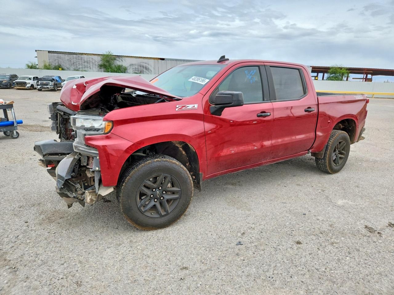 Salvage Chevrolet Silverado Image