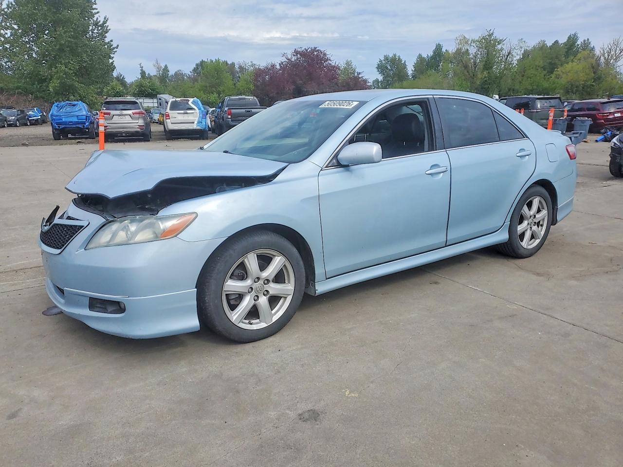 Salvage Toyota Camry Image