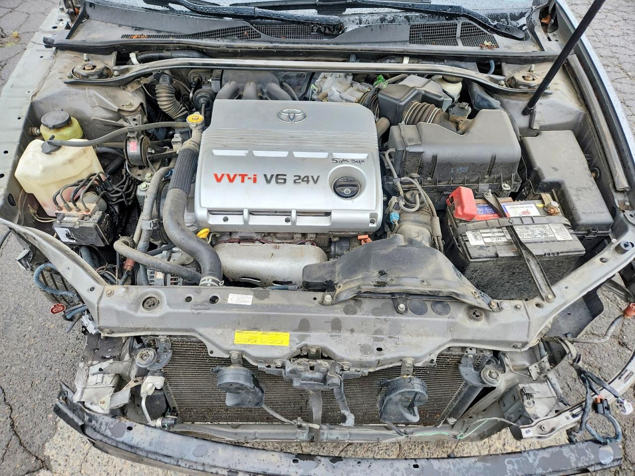 Toyota Camry Le V6