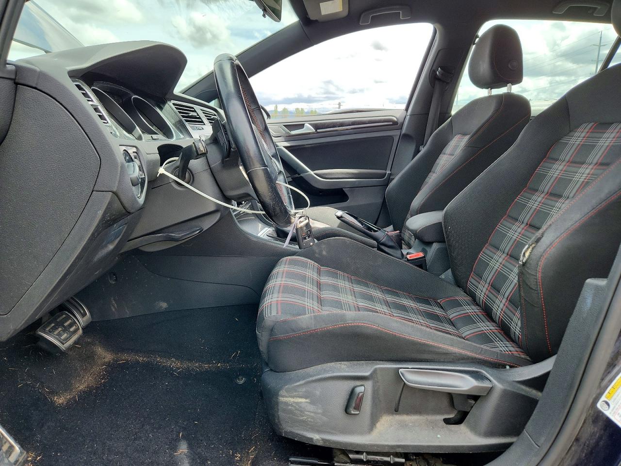 Volkswagen GTI S