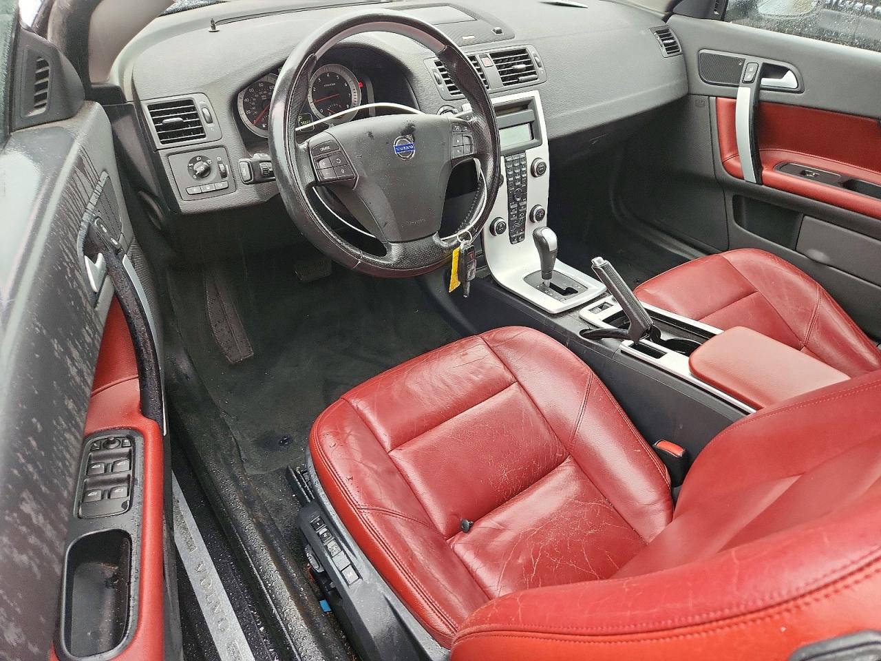 Volvo C70 T5