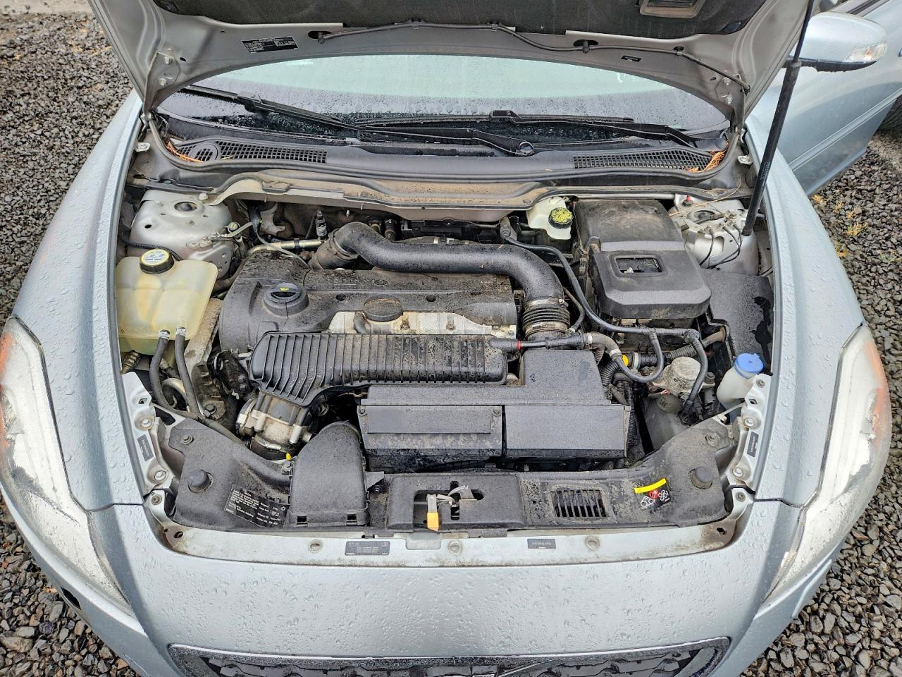 Volvo C70 T5