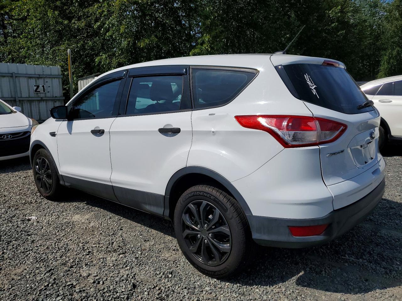 Ford Escape S