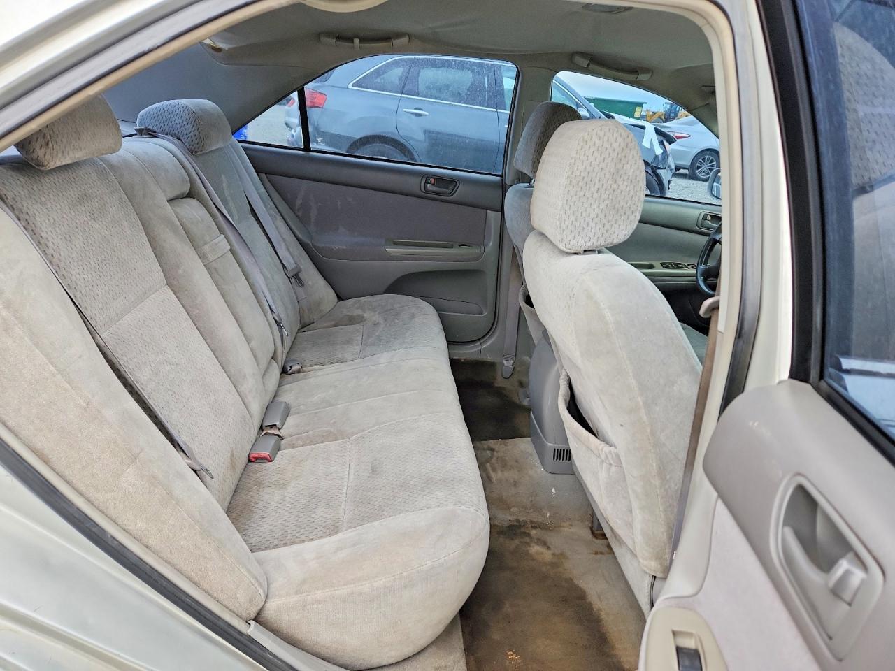 Toyota Camry Standard