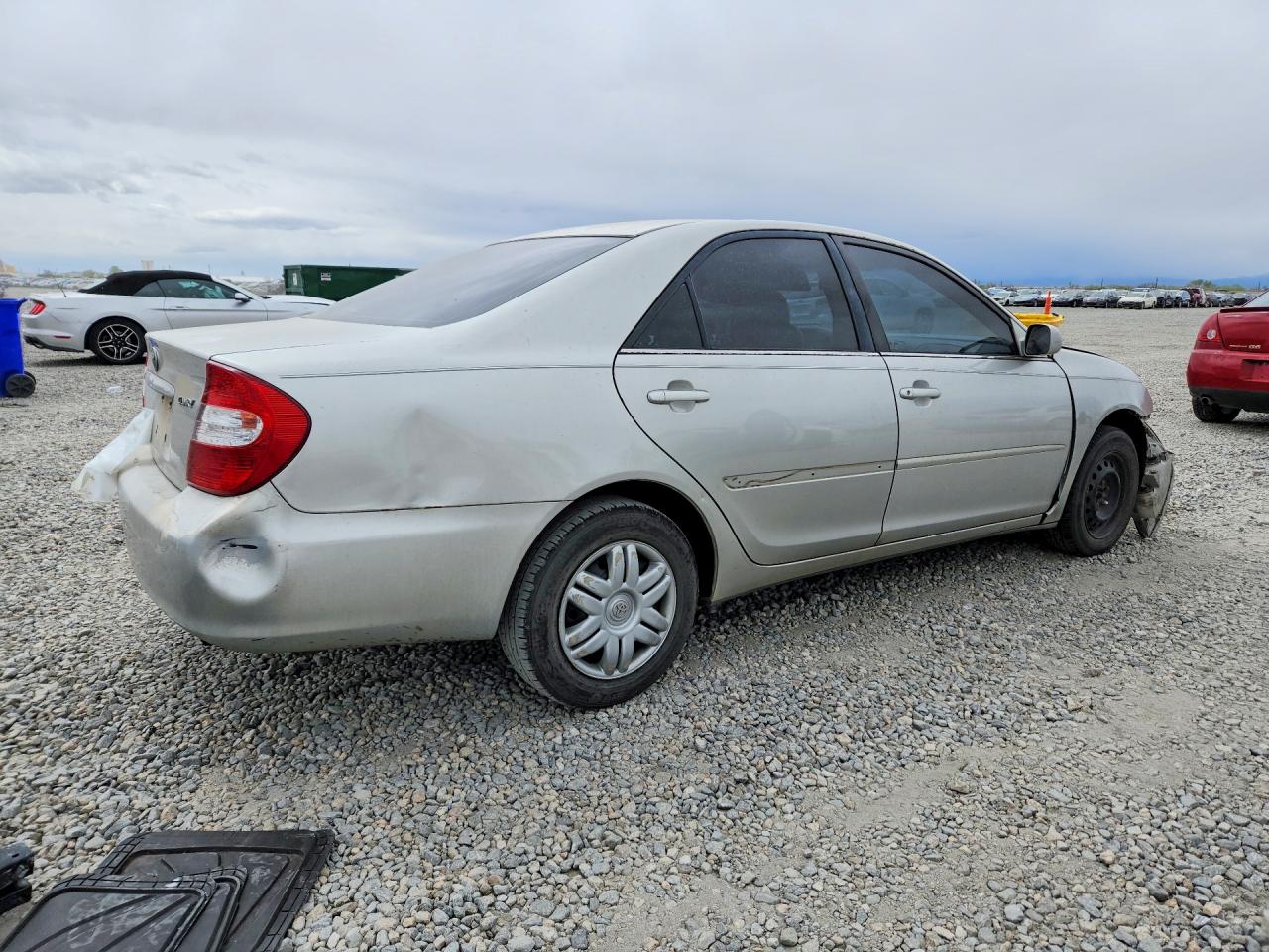 Toyota Camry Standard