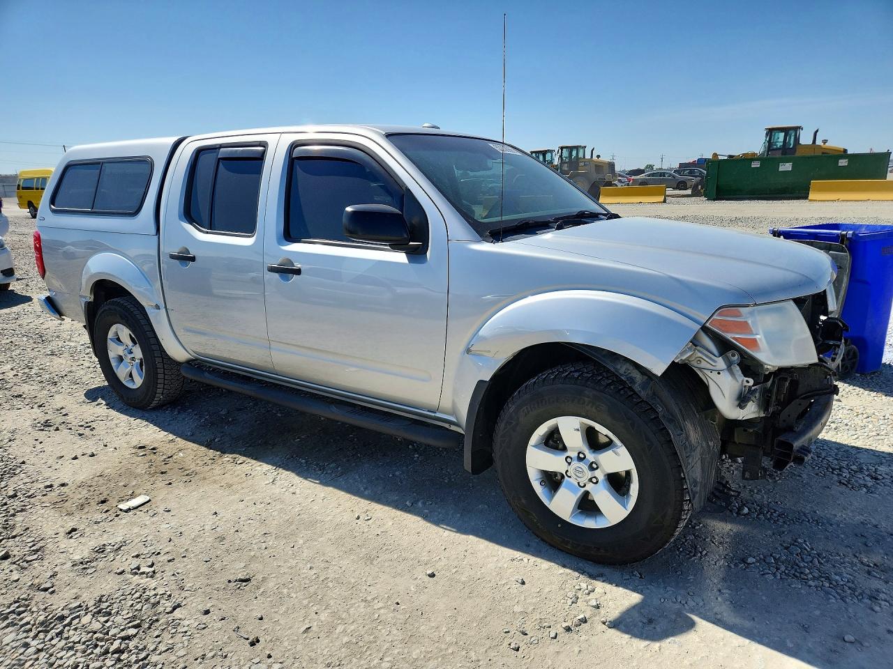 Nissan Frontier S