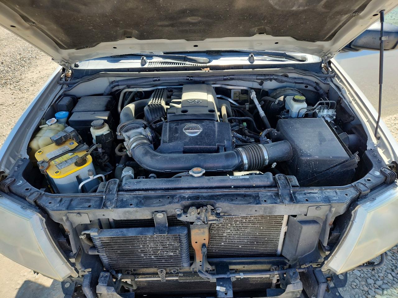 Nissan Frontier S
