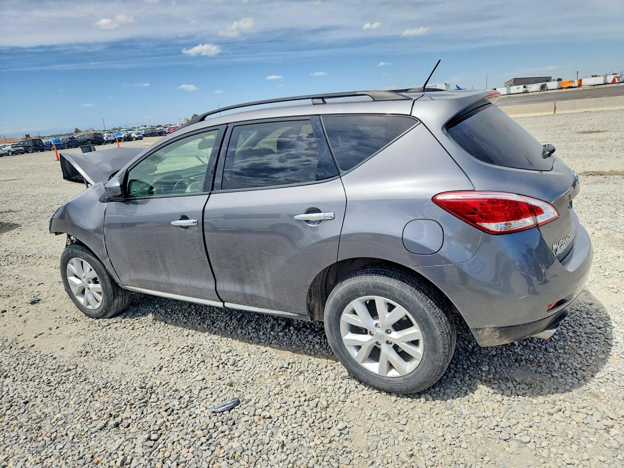 Nissan Murano Sv