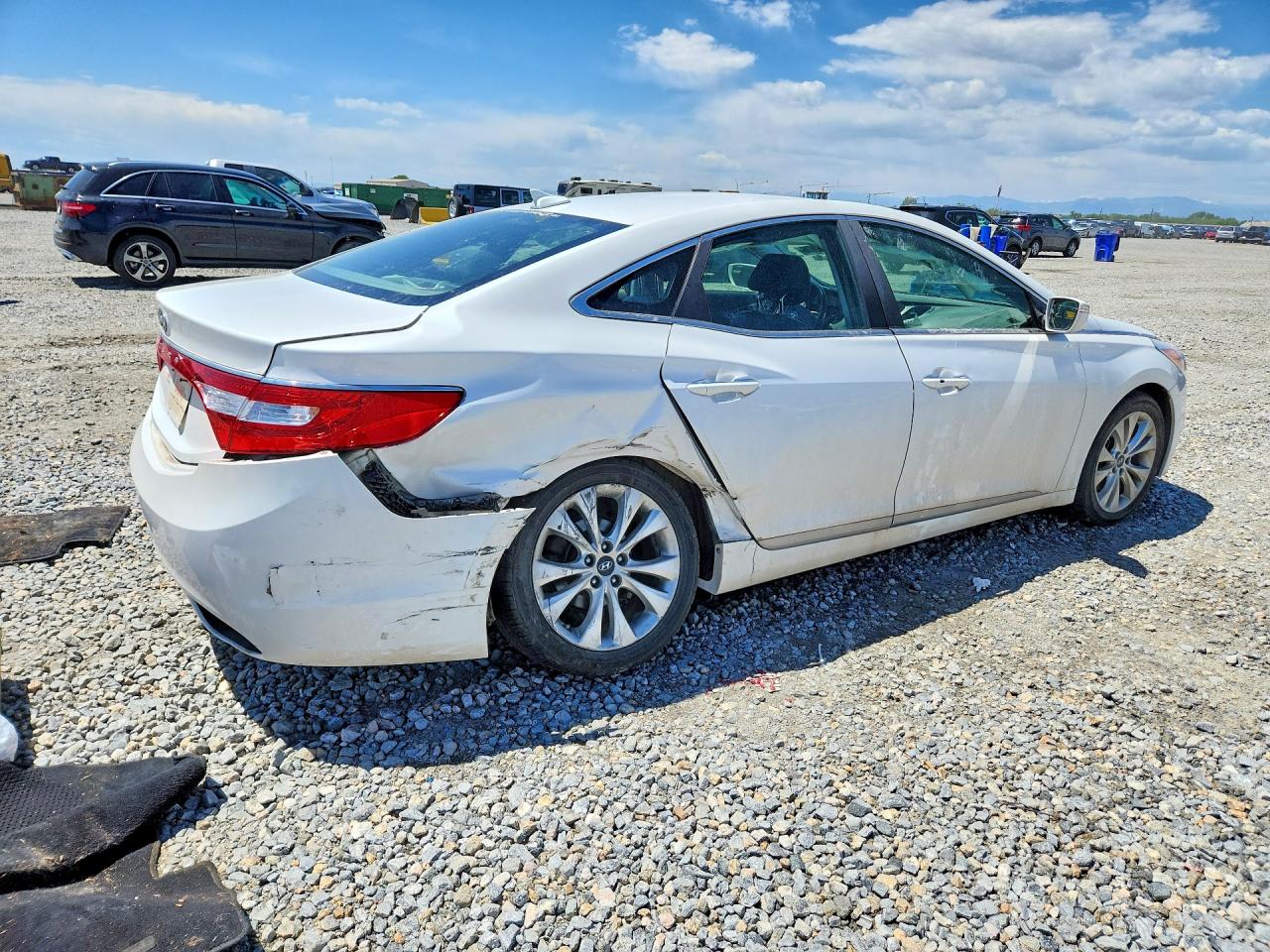 Hyundai Azera Base