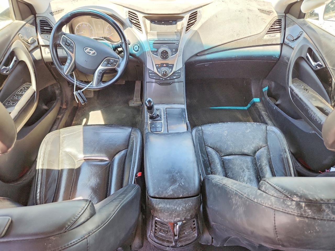 Hyundai Azera Base