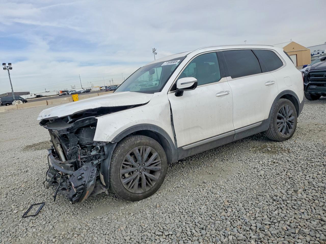 Salvage Kia Telluride Image