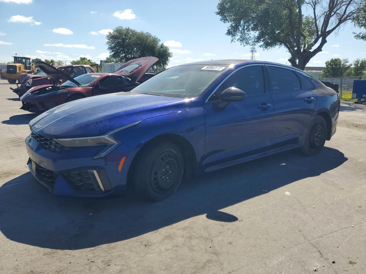 Salvage Kia K5 Image