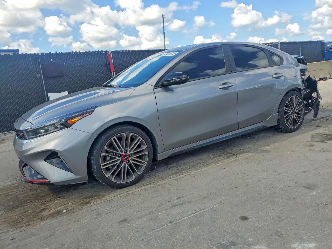 Salvage Kia Forte Image