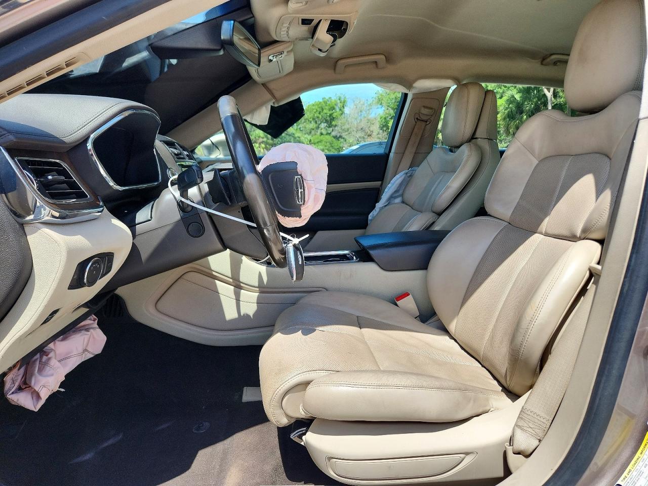 Lincoln Continental Reserve