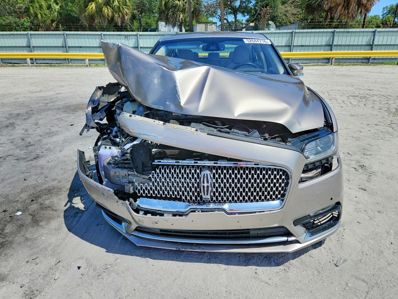 Lincoln Continental Reserve