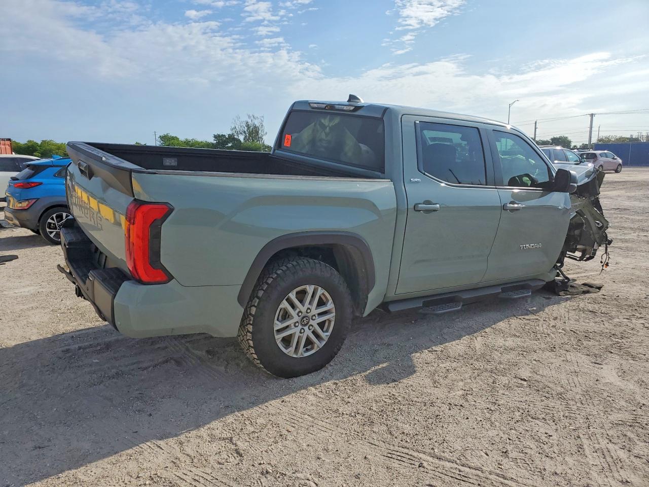 Toyota Tundra Sr5