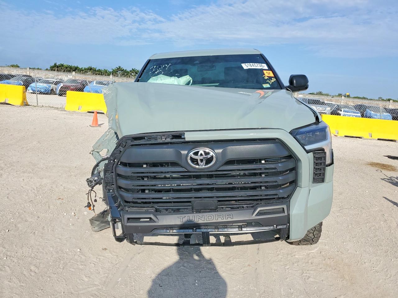 Toyota Tundra Sr5