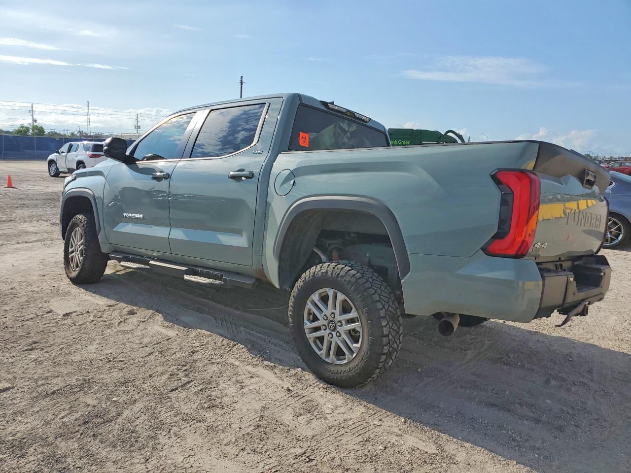 Toyota Tundra Sr5