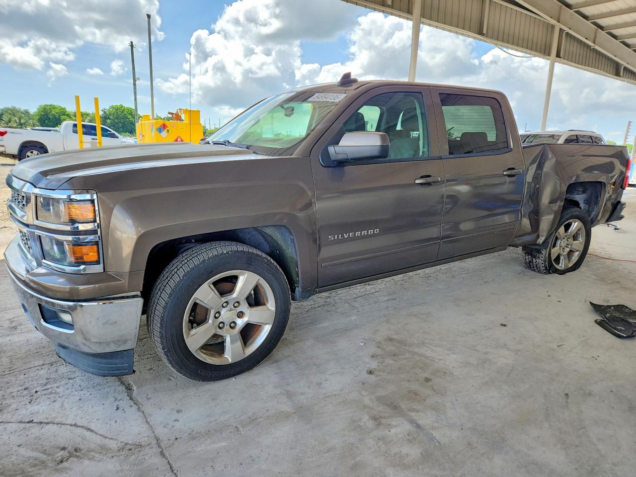 Salvage Chevrolet Silverado Image