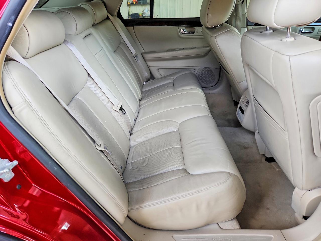 Cadillac DTS Premium Collection