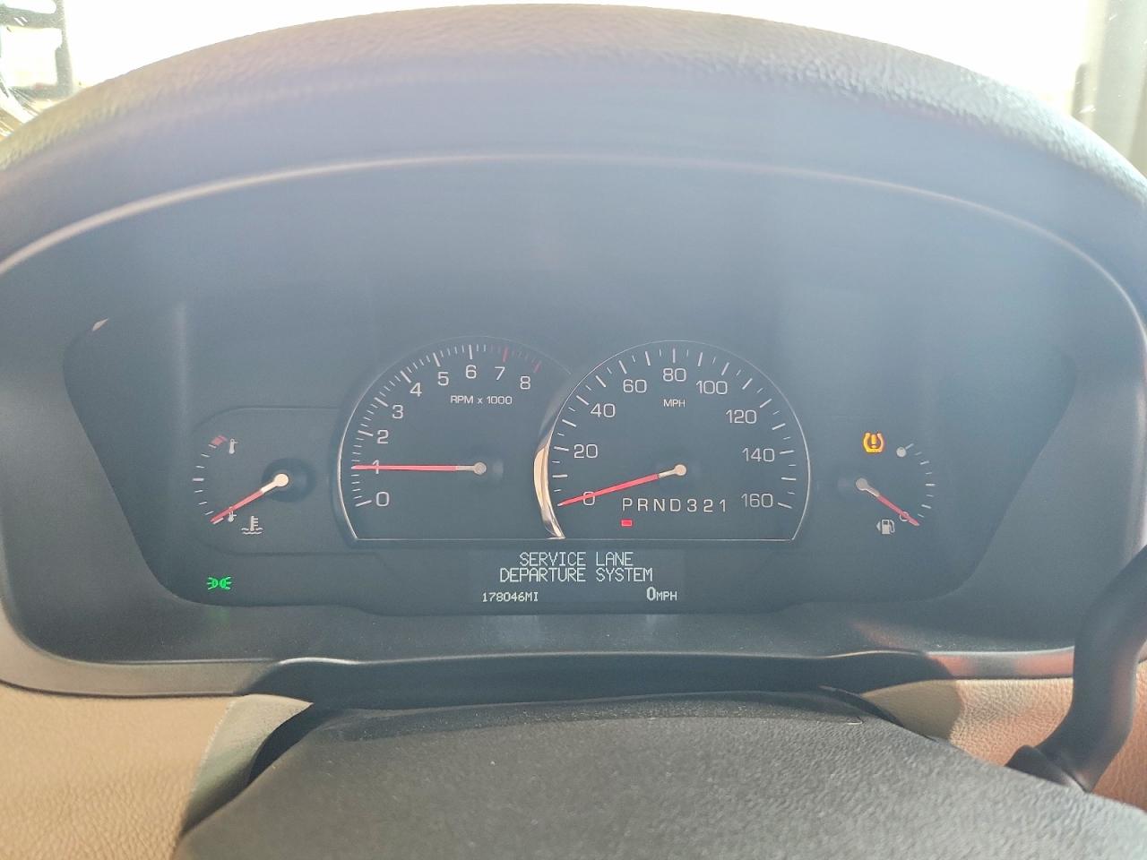 Cadillac DTS Premium Collection