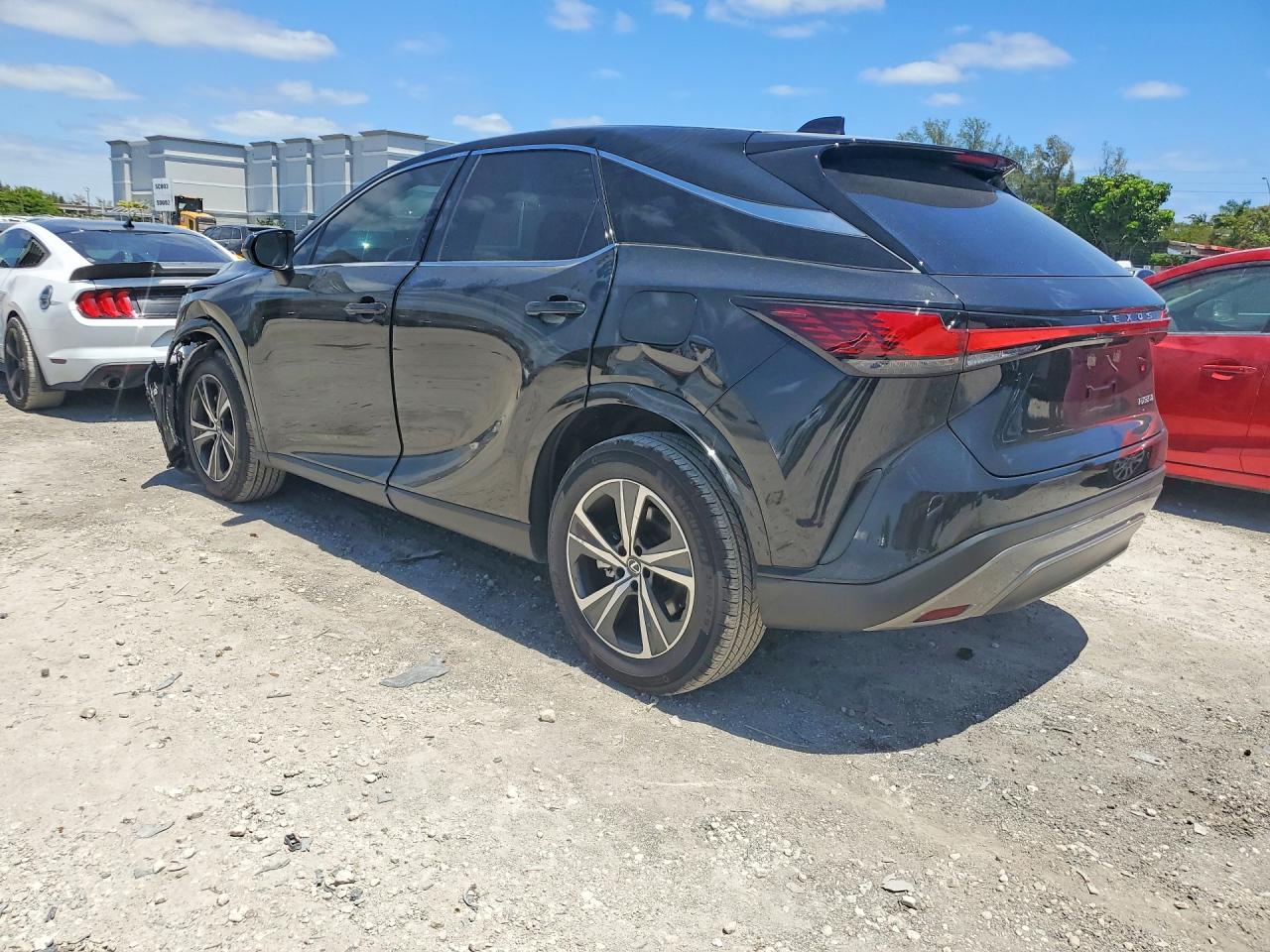Lexus RX Base