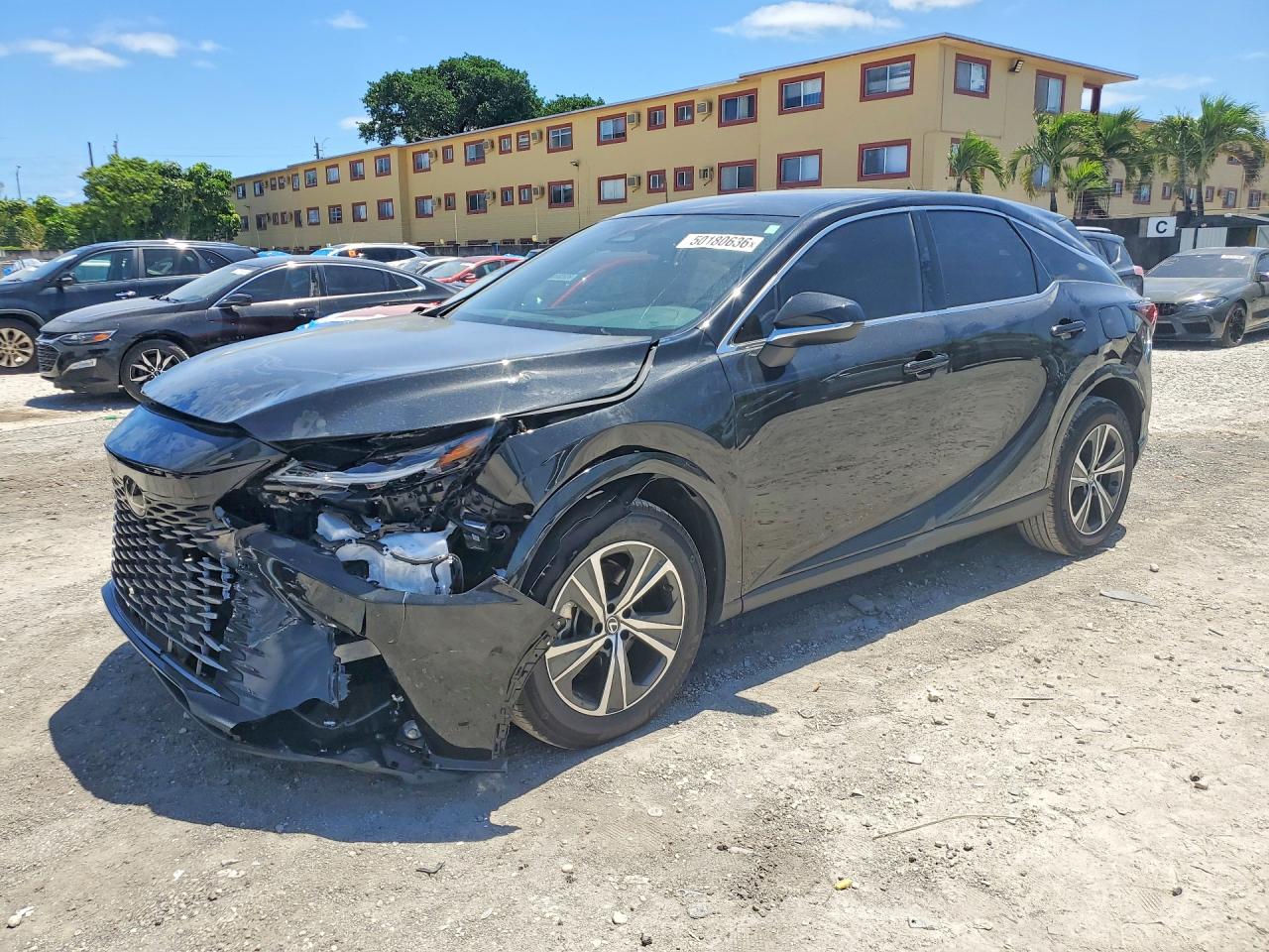 Salvage Lexus RX Image