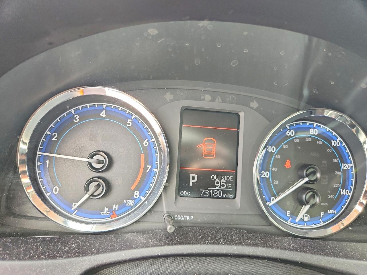 Toyota Corolla Le