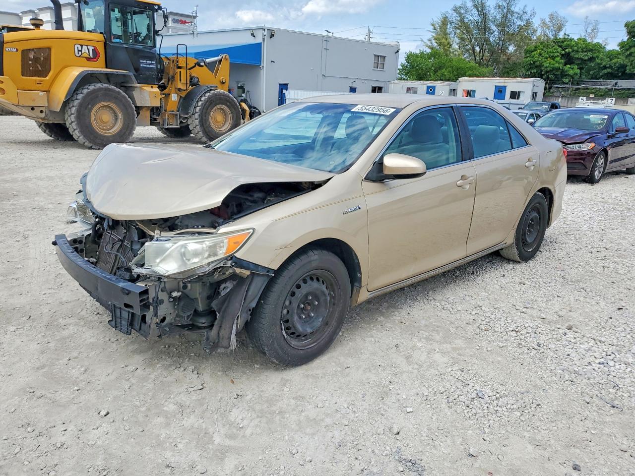 Salvage Toyota Camry Image