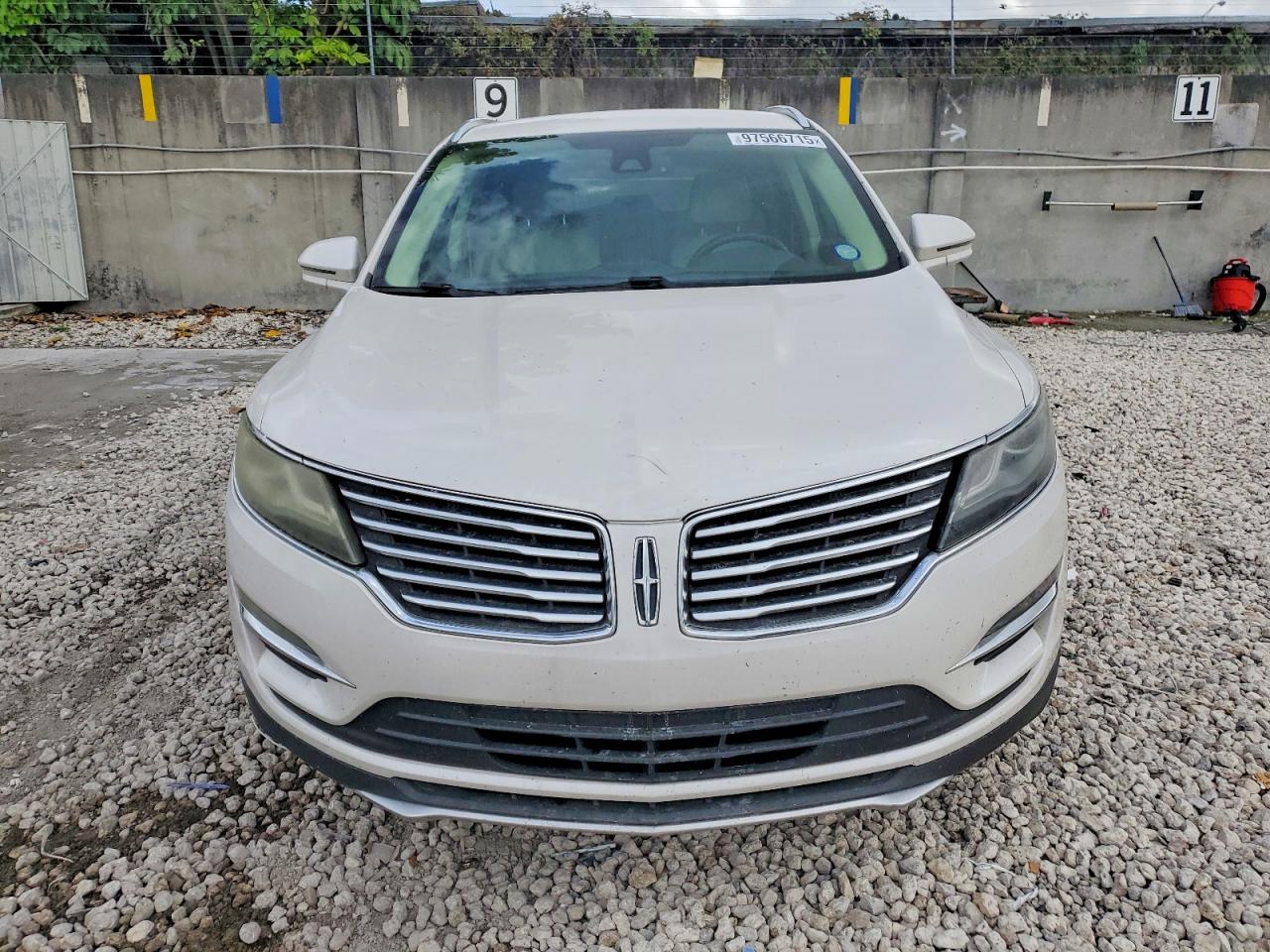 Lincoln MKZ
