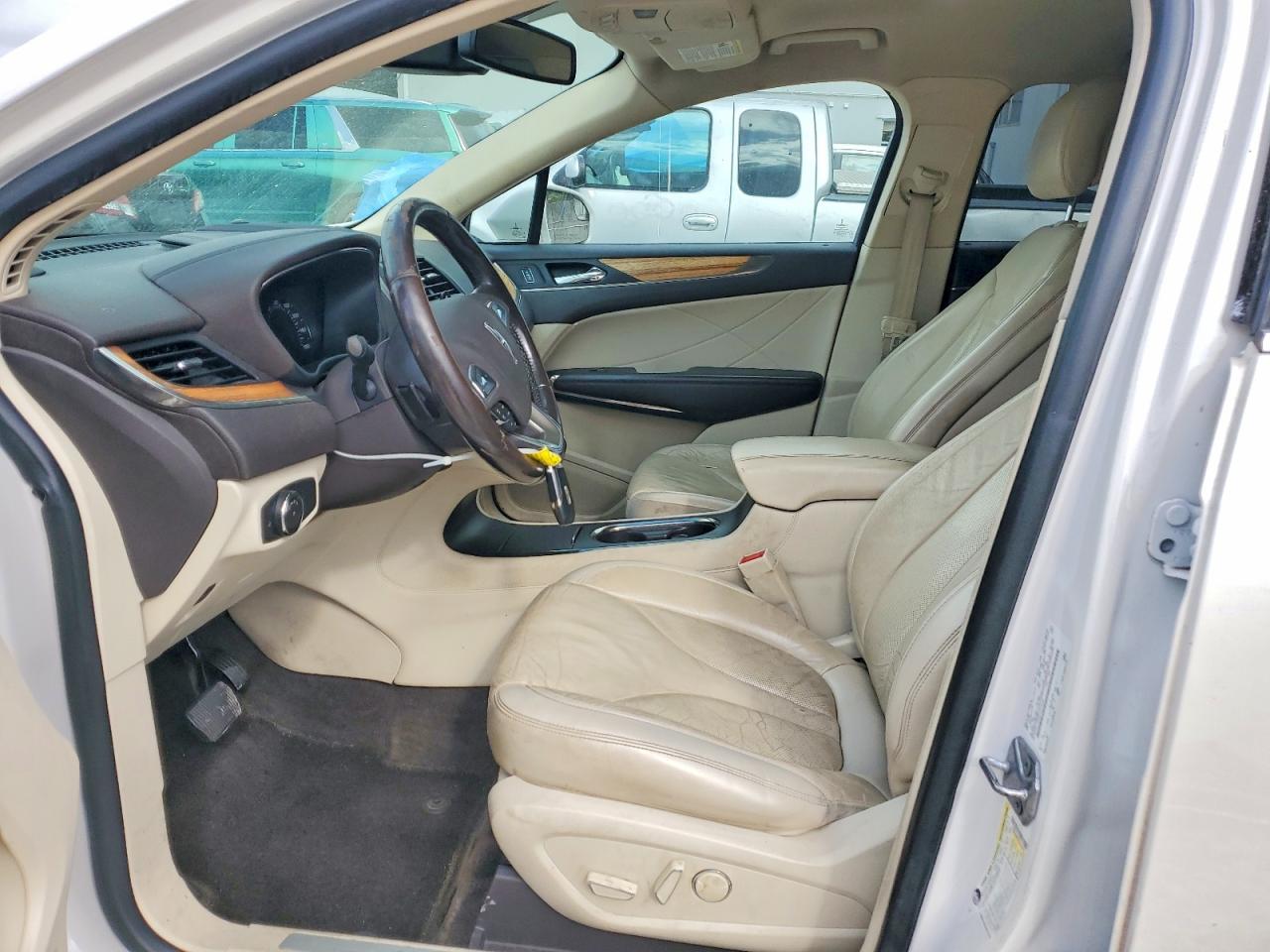 Lincoln MKZ