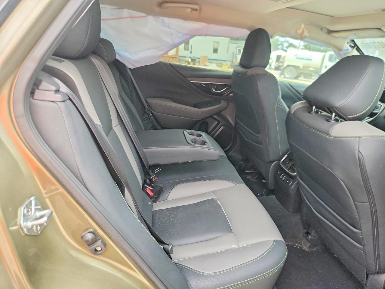 Subaru Outback Onyx Edition Xt
