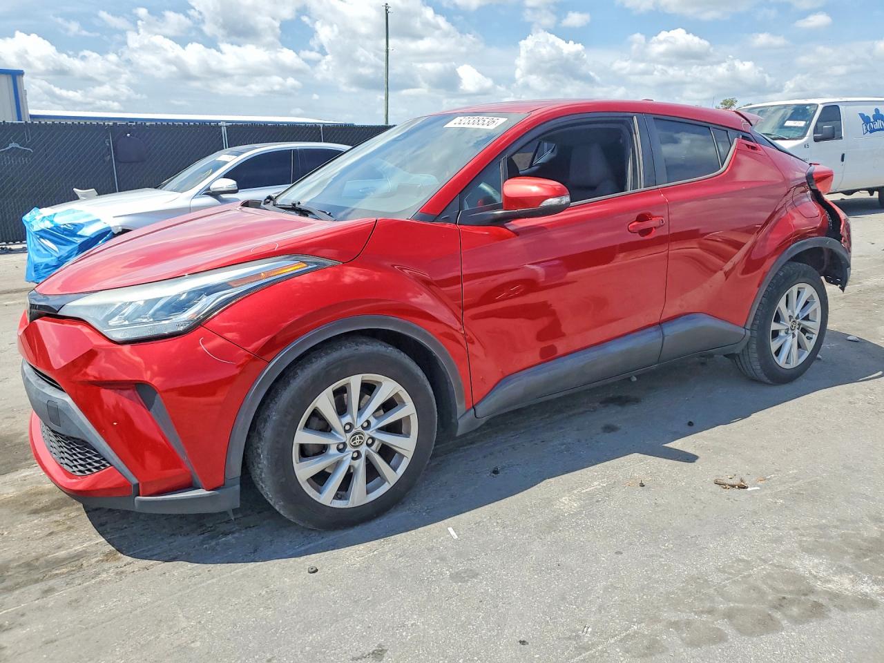 Salvage Toyota C-HR Image