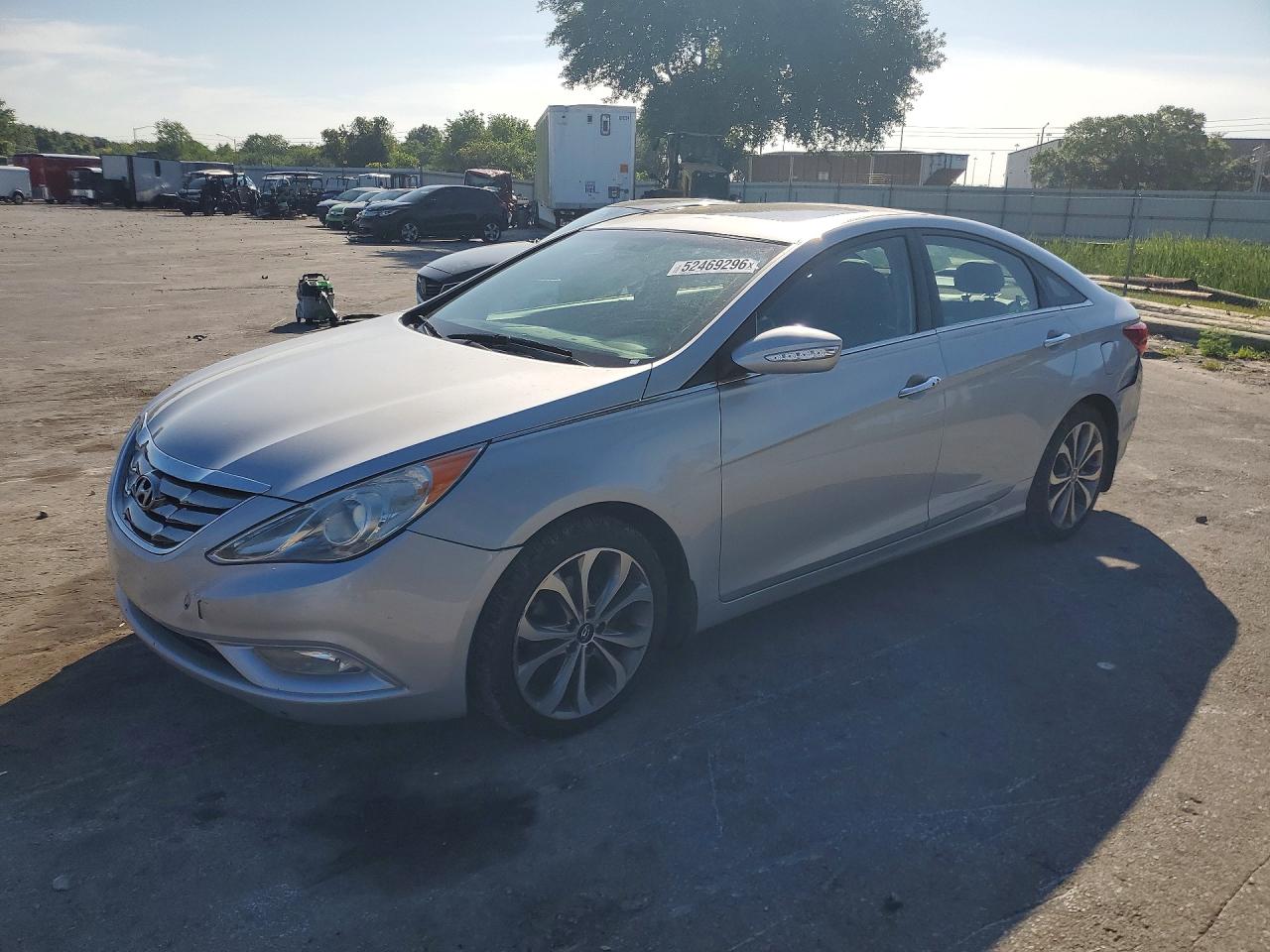 Salvage Hyundai SONATA Image
