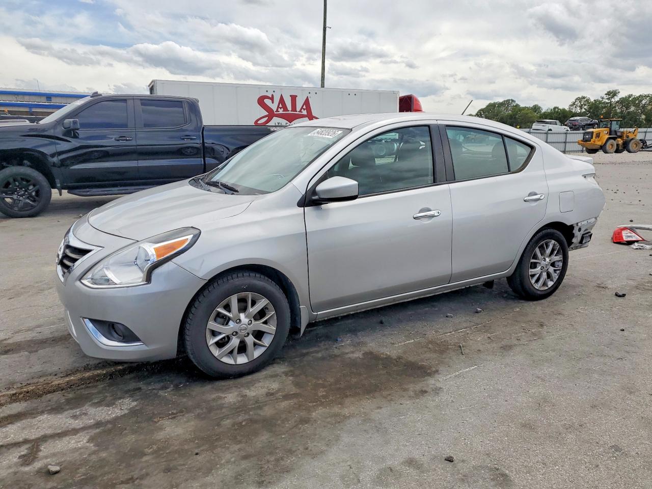 Salvage Nissan Versa Image