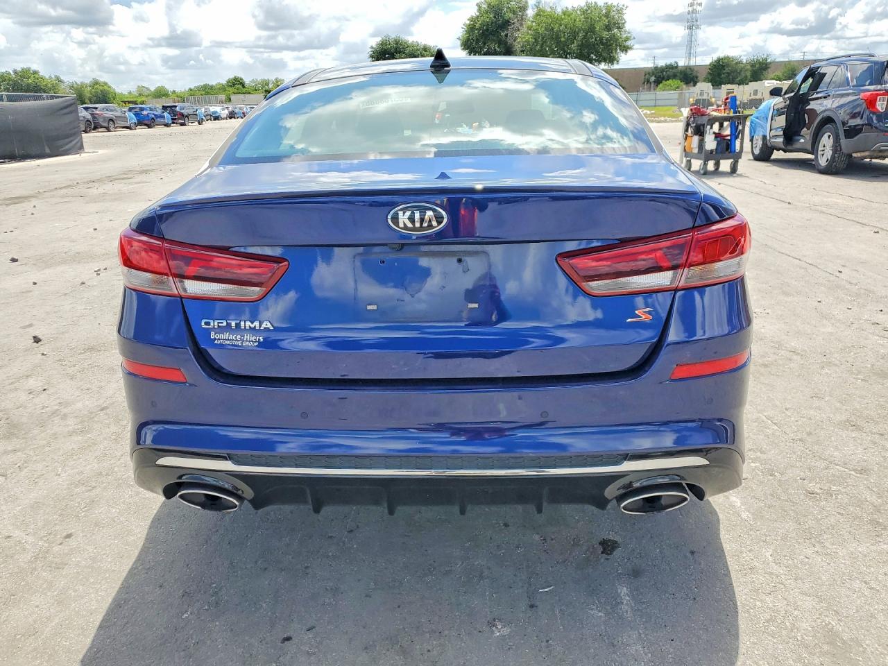 Kia Optima S
