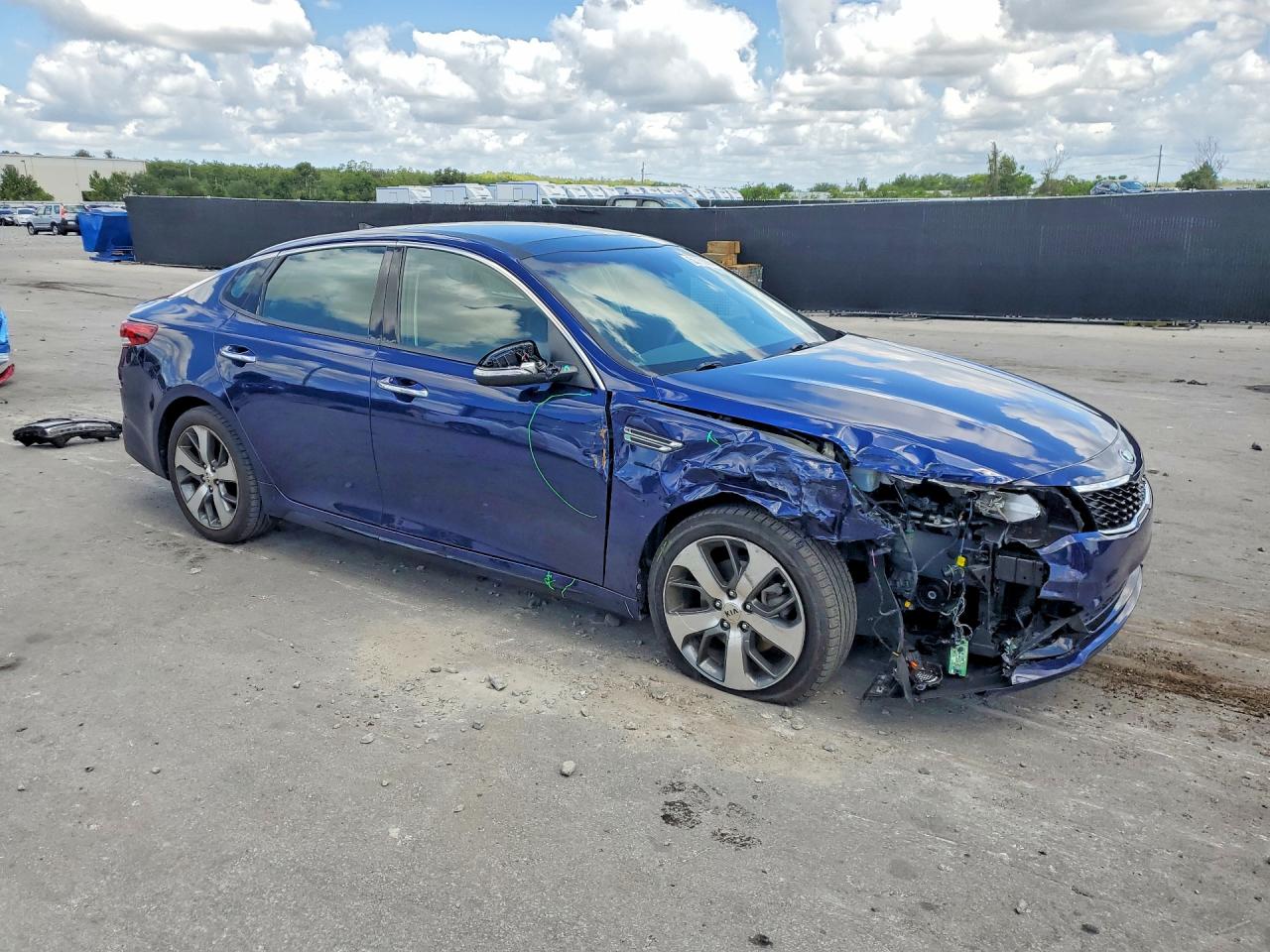 Kia Optima S