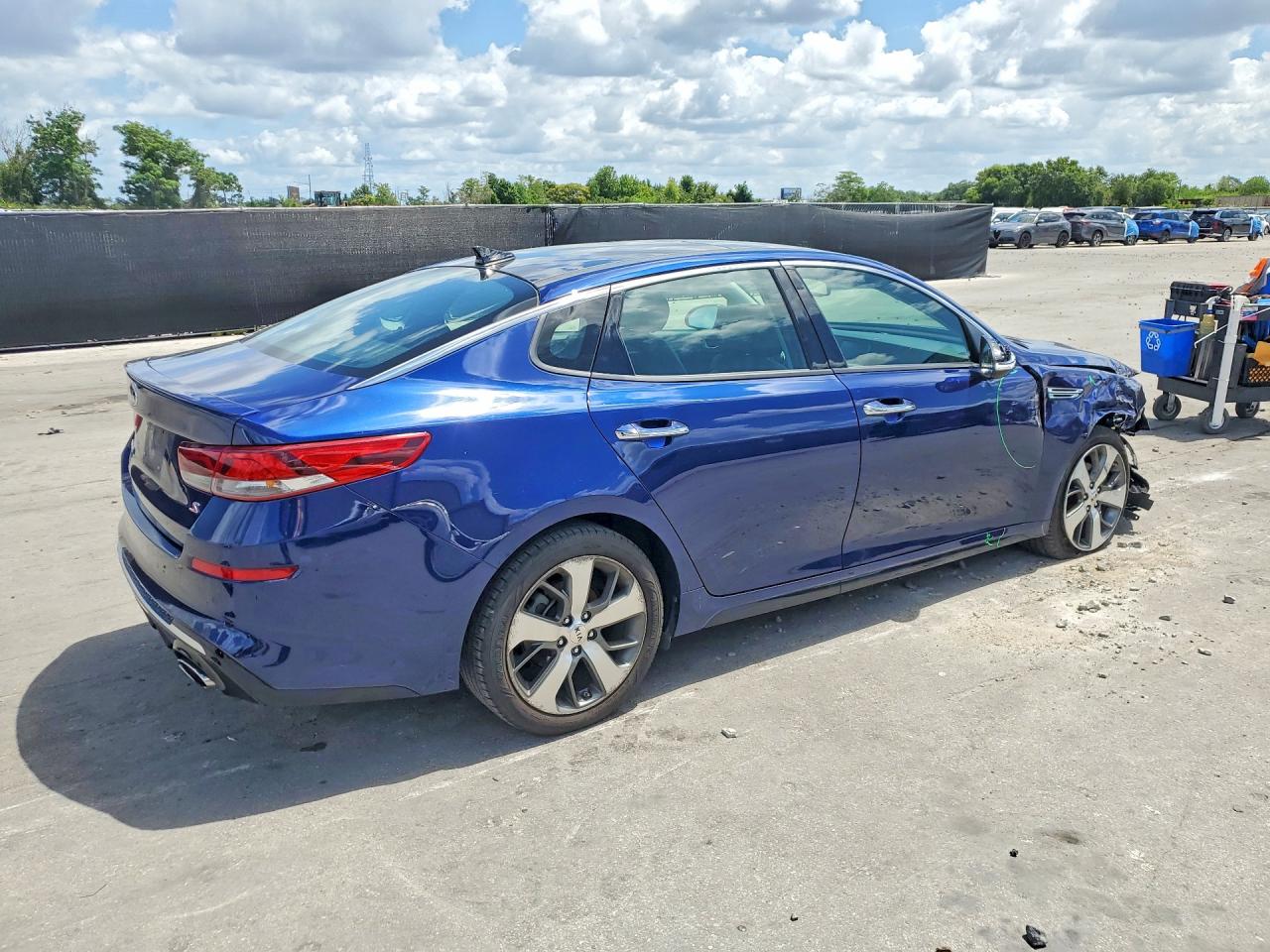 Kia Optima S