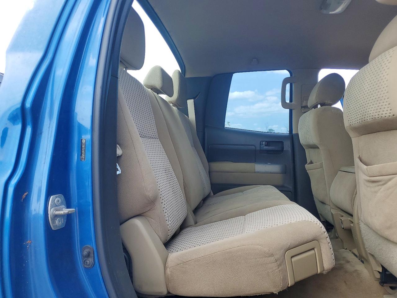 Toyota Tundra Double Cab Sr5