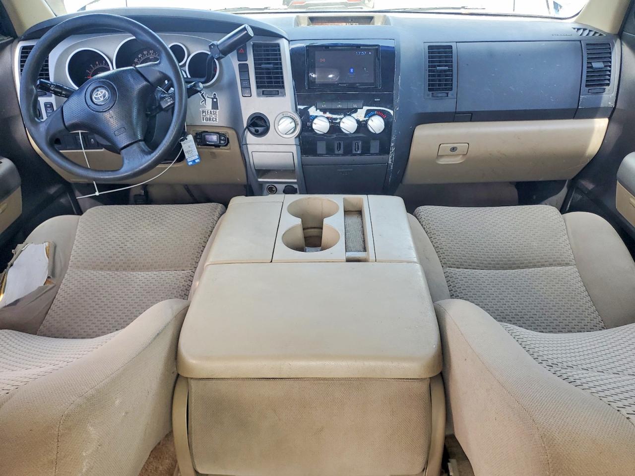 Toyota Tundra Double Cab Sr5