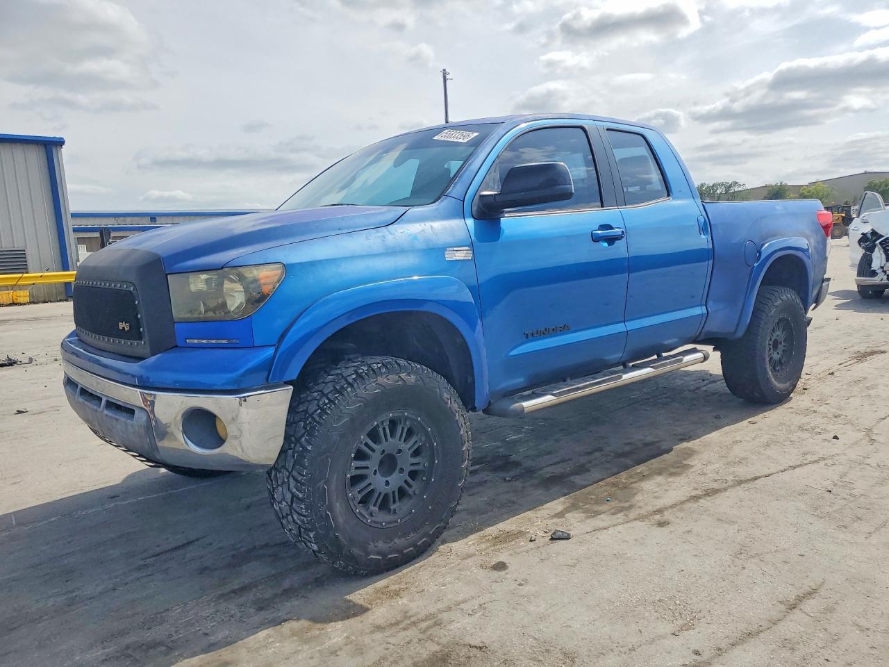 Salvage Toyota Tundra Image
